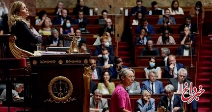 شکاف‌ها در پارلمان بدون اکثریت فرانسه؛ طرح عدم اعتماد به دولت رای نیاورد