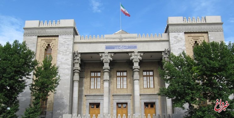 احضار کاردار موقت سفارت آرژانتین در تهران به وزارت خارجه در پی اعمال محدودیت برای خروج ۵ نفر از اتباع ایرانی