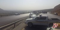 چپ کردن کامیون حامل بنزین، جاده اصفهان-شهرکرد را بست