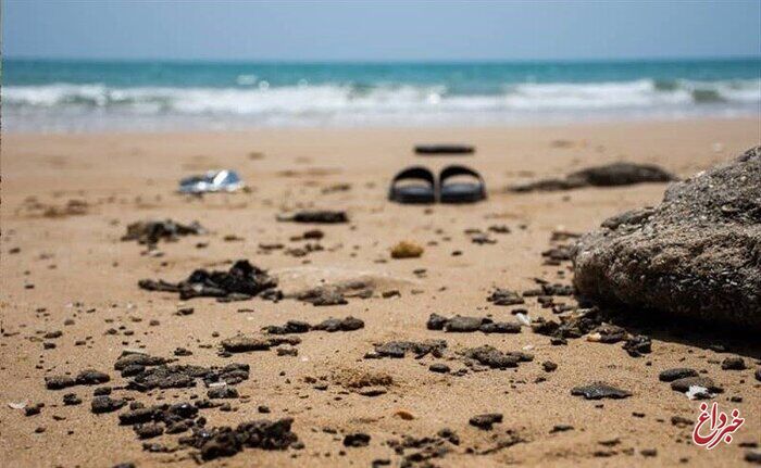 محیط زیست: عامل لکه‌‎‌های نفتی سواحل کنگان و عسلویه، نشتی سکوی دریایی است
