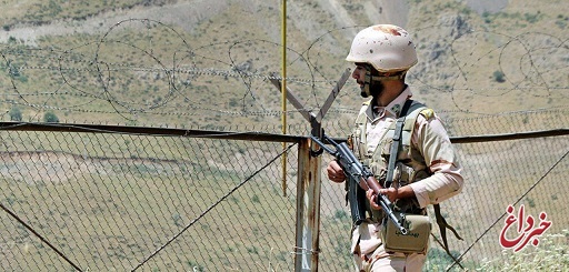 درگیری بین نیروهای مرزبانی ایران و طالبان در مرز شهرستان هیرمند / می خواستند پرچم طالبان را در منطقه‌ای که خاک افغانستان نبود، نصب کنند / منابع افغانستانی: یک نفر از طالبان کشته شده / در حال حاضر درگیری‌ها متوقف شده