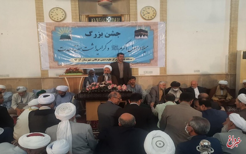 اعرافی، مدیر حوزه‌های علمیه کشور: بیش از ۲۰۰ کانال به تبلیغ علیه ایران مشغول است / اختاپوس تبلیغات مستکبران وجود انقلاب را نشانه گرفته است