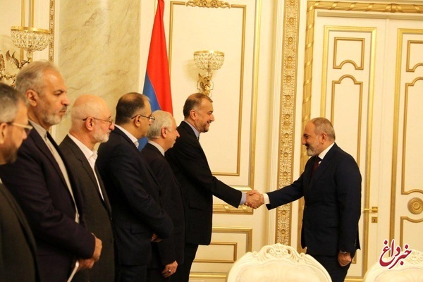 امیرعبداللهیان در دیدار با نخست وزیر جمهوری ارمنستان: با هرگونه تغییر در مرزهای منطقه مخالفیم