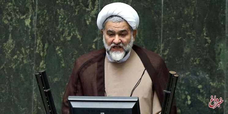 نوروزی، نماینده مجلس: مجازات علی کریمی در قانون پیش‌بینی شده / مدعی العموم باید ورود کند