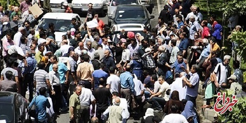 اعتراضات مردم به دلیل عملکرد دولت روحانی است