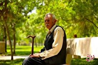 انتظارات بازنشستگان کارگری از دولت و وزیر کار جدید/ چرا قراردادِ «بیمه‌تکمیلی» باز با همان شرکت همیشگی بسته شد؟