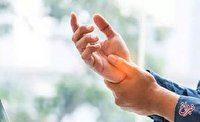 علت گرفتگی و سفتی دست‌ها هنگام صبح‌ چیست؟