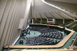 خبر جدید درباره بررسی FATF در مجلس/ نمایندگان با آرمان‌های امام راحل تجدید میثاق می کنند
