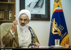 نماینده ولی فقیه در سپاه: امروز متأسفانه فرهنگ و باور مردم تسلیم خواسته‌های دشمن شده است/ دشمنان توانسته‌اند الگوهای غیر اسلامی را در جامعه رواج دهند