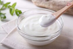 ۵ خاصیت بی‌نظیر خوردن ماست قبل از خواب