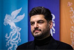 چرا بازیگران سینما به سمت تئاتر می روند؟ سام درخشانی پاسخ می‌دهد
