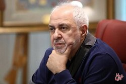ظریف در واکنش به تصمیم احتمالی ترامپ: ایرانیان این تصمیم را برنمی‌تابند