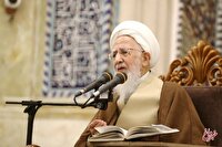تأکید آیت‌الله جوادی آملی بر نقش عقل در حوزه‌های علمیه / قرآن همیشه سخن نو و برای هر زمان پیامی تازه دارد