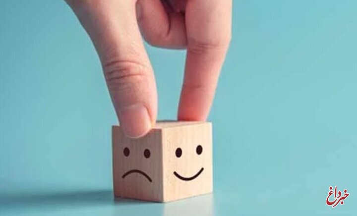 خنده تلخ ایرانی‌ها در مواجهه با مسائل سیاسی اجتماعی/ «طنز و شوخی نوعی مواجهه حداقلی است که فقط بگوییم دغدغه‌ای هم وجود دارد»
