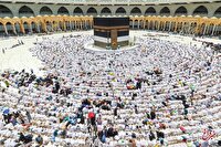 آیا پول واریزی برای سفر حج یا عمره خمس دارد؟