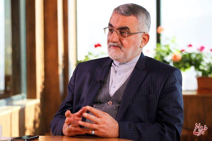 بروجردی: عراقچی فقط مجری است و بیان کردن مطالبی علیه وزیر خارجه درست نیست/ قاعده پایان هر درگیری، مذاکره است/ ترامپ نیازمند روانپزشک است