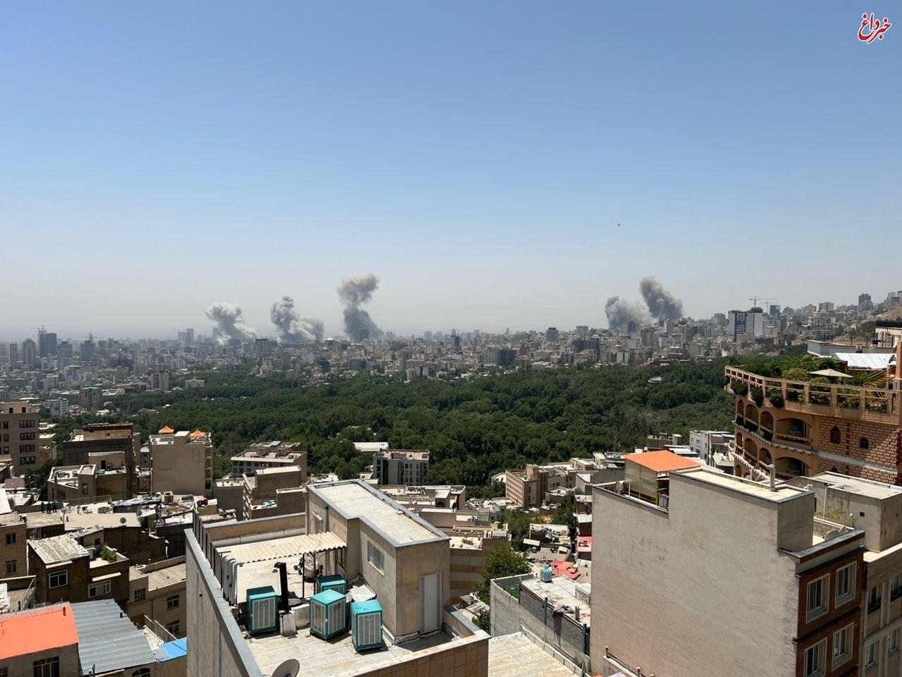 جنگ ایران و اسرائیل؛ روز یازدهم/دانشجو: اسرائیل ورودی زندان اوین را هدف قرار داد/ ایلنا: برق بخش‌هایی از شمال تهران قطع شد/شنیده شدن انفجار‌های مهیب در تهران/قطع برق در مناطقی از جنوب اسرائیل به دلیل اصابت موشک به یک سایت انرژی/حمله هواپیما‌های جنگنده اسرائیل به سه نقطه اطراف تبریز/ پاسخ تخت روانچی به احتمال درخواست ایران از روسیه برای حمایت نظامی