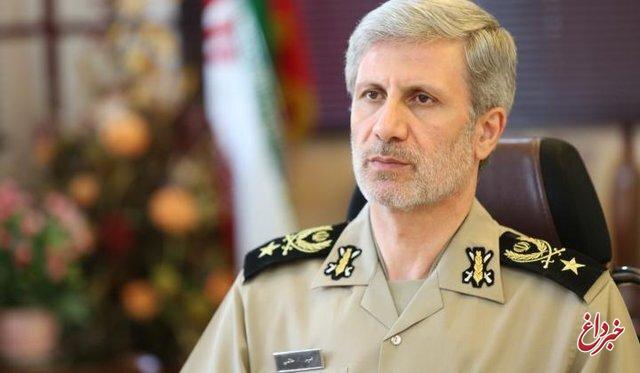 فرمانده کل ارتش: جنگ اخیر سند اثبات دروغگویی دشمنان ایران است/ باید از تجربیات جنگ ۱۲ روزه به اندازه ۱۲ سال استفاده کنیم