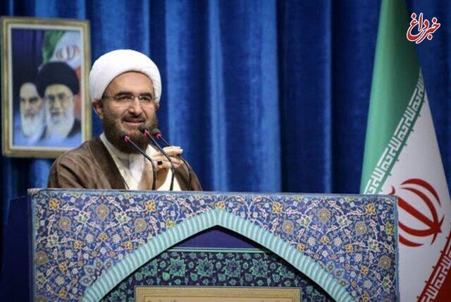 حمله تند امام جمعه تهران به باهنر: برخی مدام به حجاب وَر می‌روند/ کی هستی که همچین حرفی می‌زنی؟/ کلمه اجباری، کلمه دشمن ساخته است