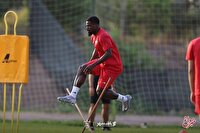 عکس| شمارش معکوس برای رونمایی از معروف‌ترین ستاره پرسپولیس
