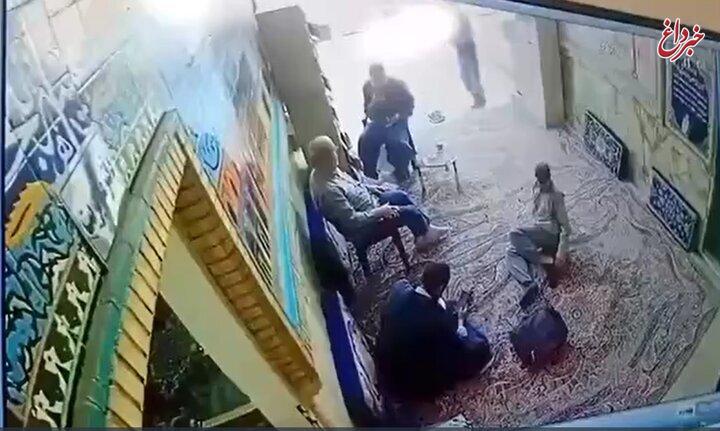 حمله با چاقو به یک روحانی در تهران/ ضارب دستگیر شد