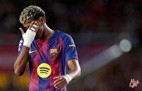 عکس| جدیدترین بوسه یامال بعد از جدایی