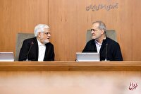 روزنامه نزدیک به قالیباف: عارف درخواست استعفایش را به پزشکیان داده است/ اختلاف با قائم پناه و حاجی میرزایی علت استعفا