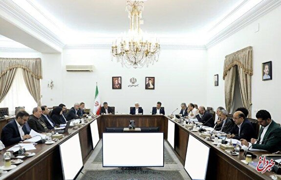 عارف: برای حل مسائل اجتماعی به وفاق و اجماع نیاز داریم/ نوعی قهر اعلام نشده علوم انسانی با نظام حکمرانی وجود دارد که باید تغییر کند