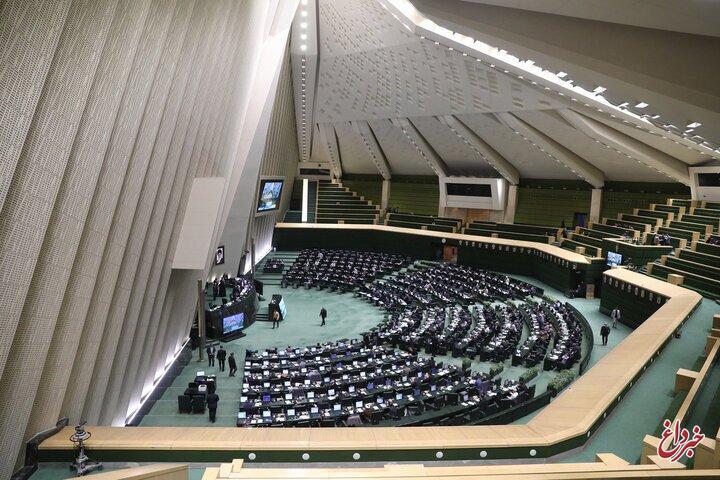 تداوم انتقاد نمایندگان مجلس دوازدهم از سخنان اخیر حسن روحانی درباره موضوعات هسته ای/ نماینده رودبار: فناوری هسته ای ایران قابل مذاکره نیست تداوم انتقاد نمایندگان مجلس دوازدهم از سخنان اخیر حسن روحانی درباره موضوعات هسته ای/ نماینده رودبار: فناوری هسته ای ایران قابل مذاکره نیست