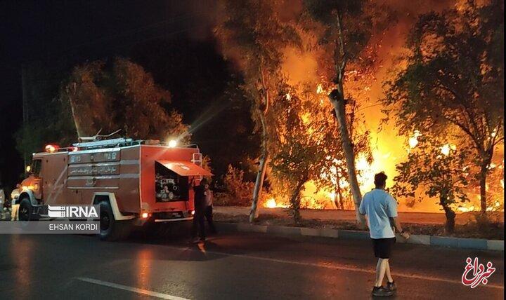 آتشسوزی گسترده در بابل/ آتش بعد از ۱۰ ساعت هنوز شعله میکشد آتشسوزی گسترده در بابل/ آتش بعد از ۱۰ ساعت هنوز شعله میکشد