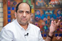 اجازه ندادند فارغ‌التحصیل دانشگاه پرینستون در شریف تدریس کند؛ از او یک عکس پیدا کرده بودند که با چند دختر و پسر در آمریکا کافه رفته بود