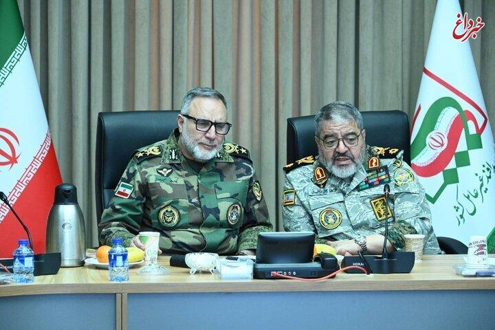 بازدید جانشین قرارگاه خاتم‌الانبیا از سازمان پدافند غیرعامل/ بررسی دستاوردها در مواجهه با تهدیدات نوین و رویدادهای اخیر از جمله جنگ ۱۲ روزه