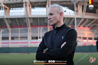 گل‌محمدی: مسئولیت هر نتیجه بدی با من است/ چمن شهرقدس برای تمرین‌کردن هم خوب نیست